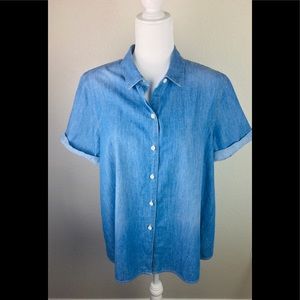 J.Jill Denim Short Sleeve Button up Shirt
